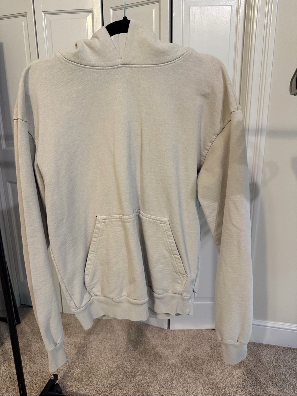 TALENTLESS Cream Pullover Hoodie